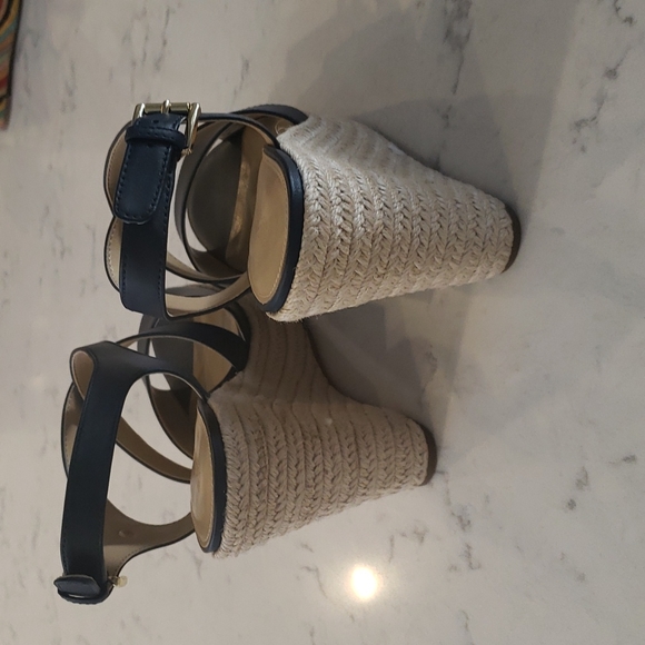 Authentic Michael Kors Wedges - Picture 3 of 9